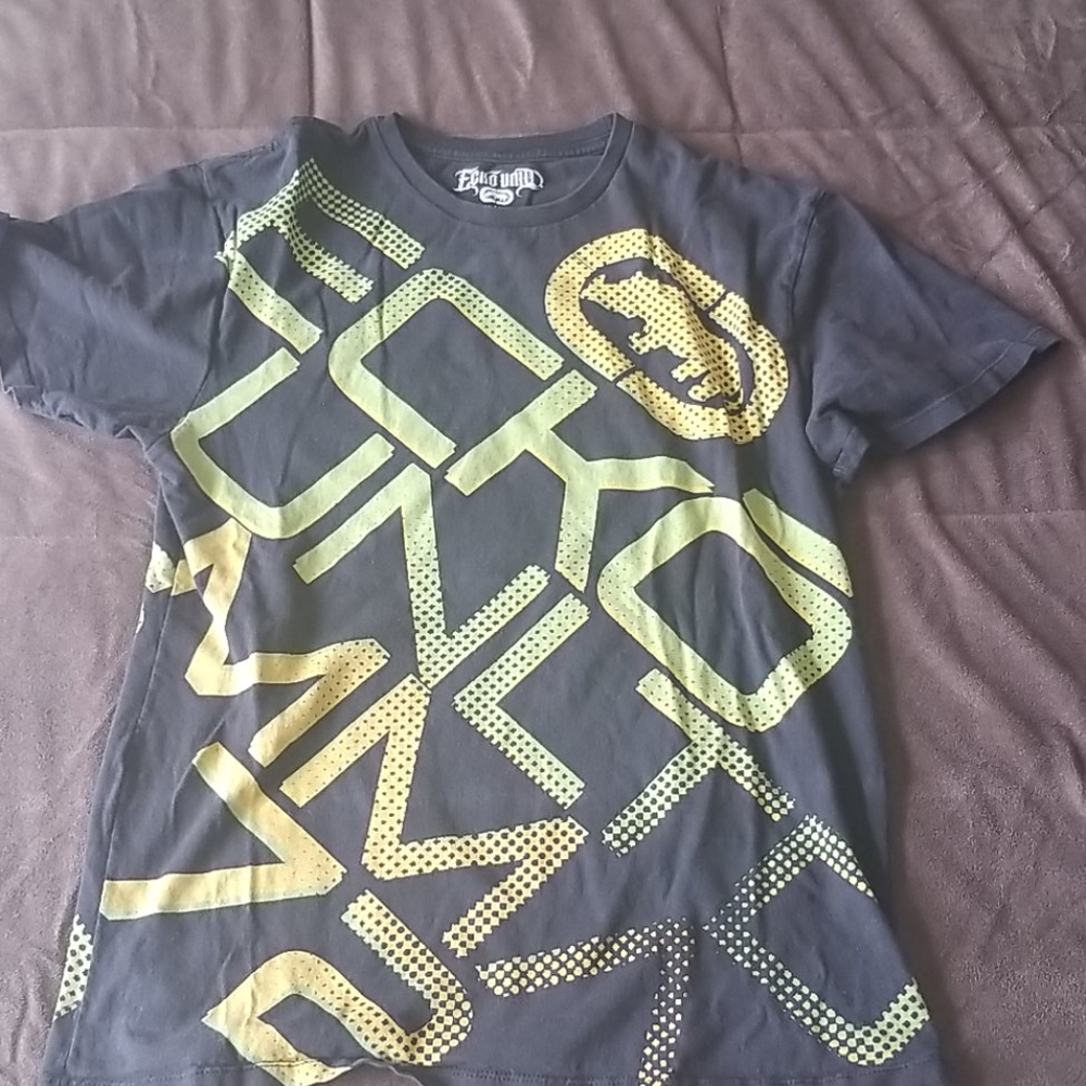 Mens t shirt